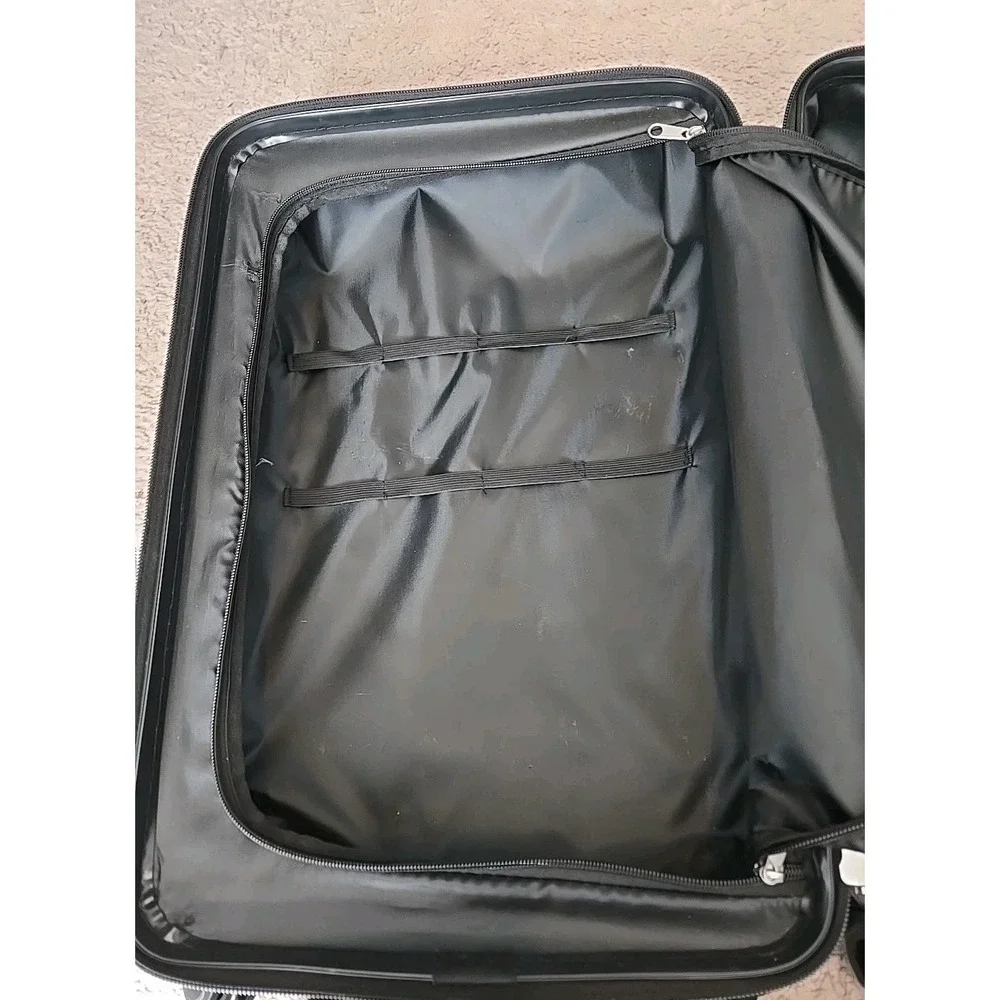 Star Wars Disney Yoda Carry‎ On Suitcase 18 X 8 The Child Most Wanted.